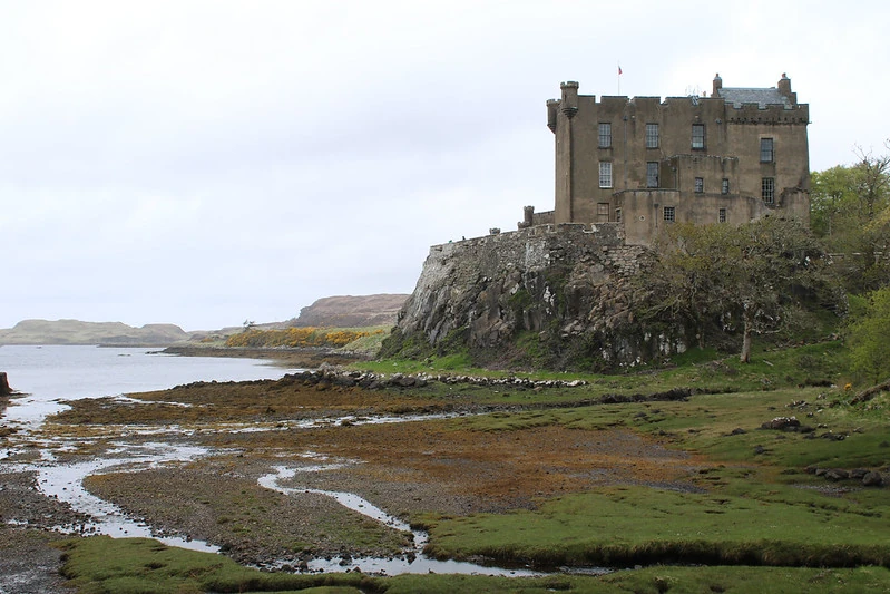 Dunvegan Castle by arripay