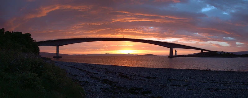 Skye Bridge by selkovjr